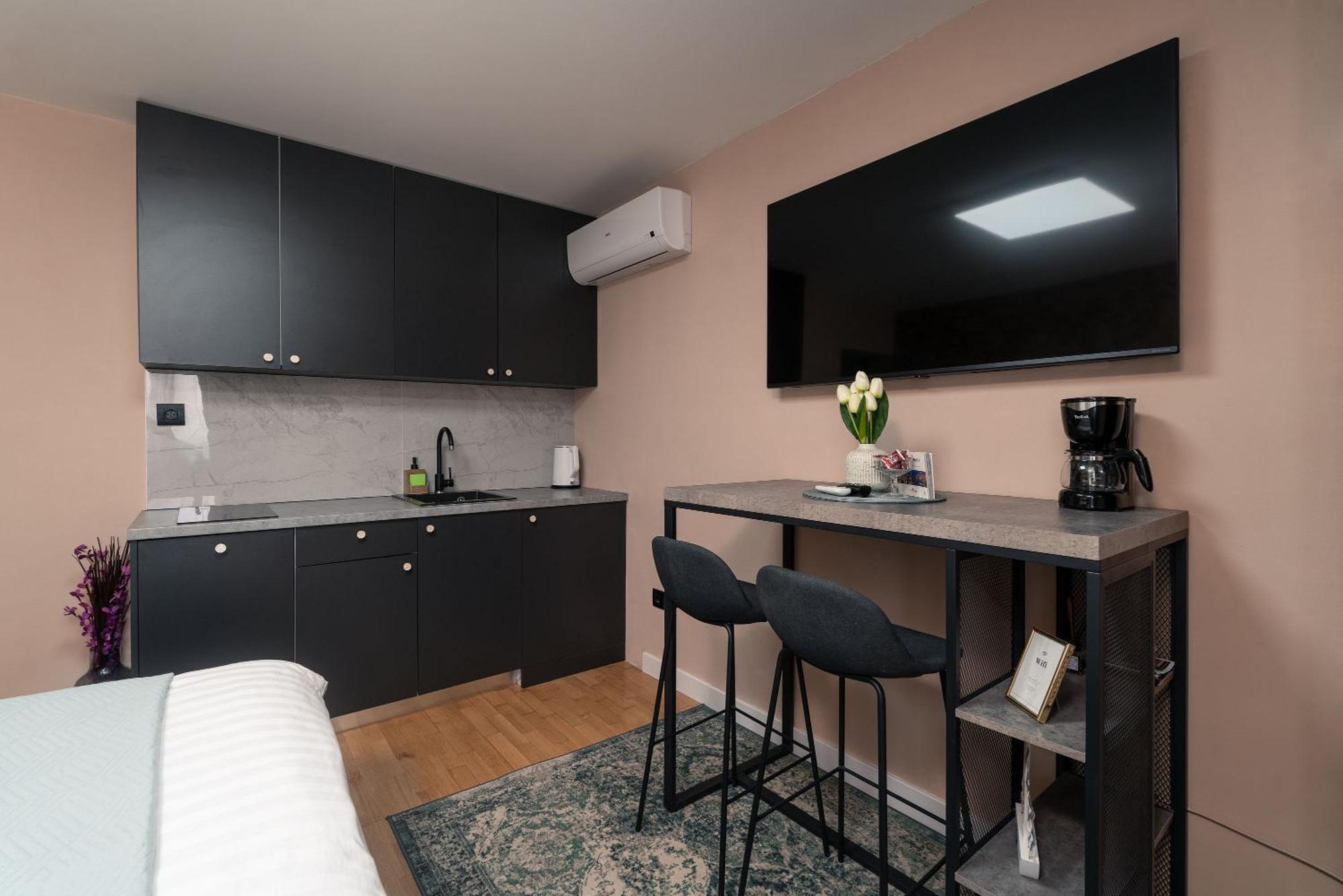 Sapphire Studio Apartment With Free Private Parking 杜布罗夫尼克 外观 照片